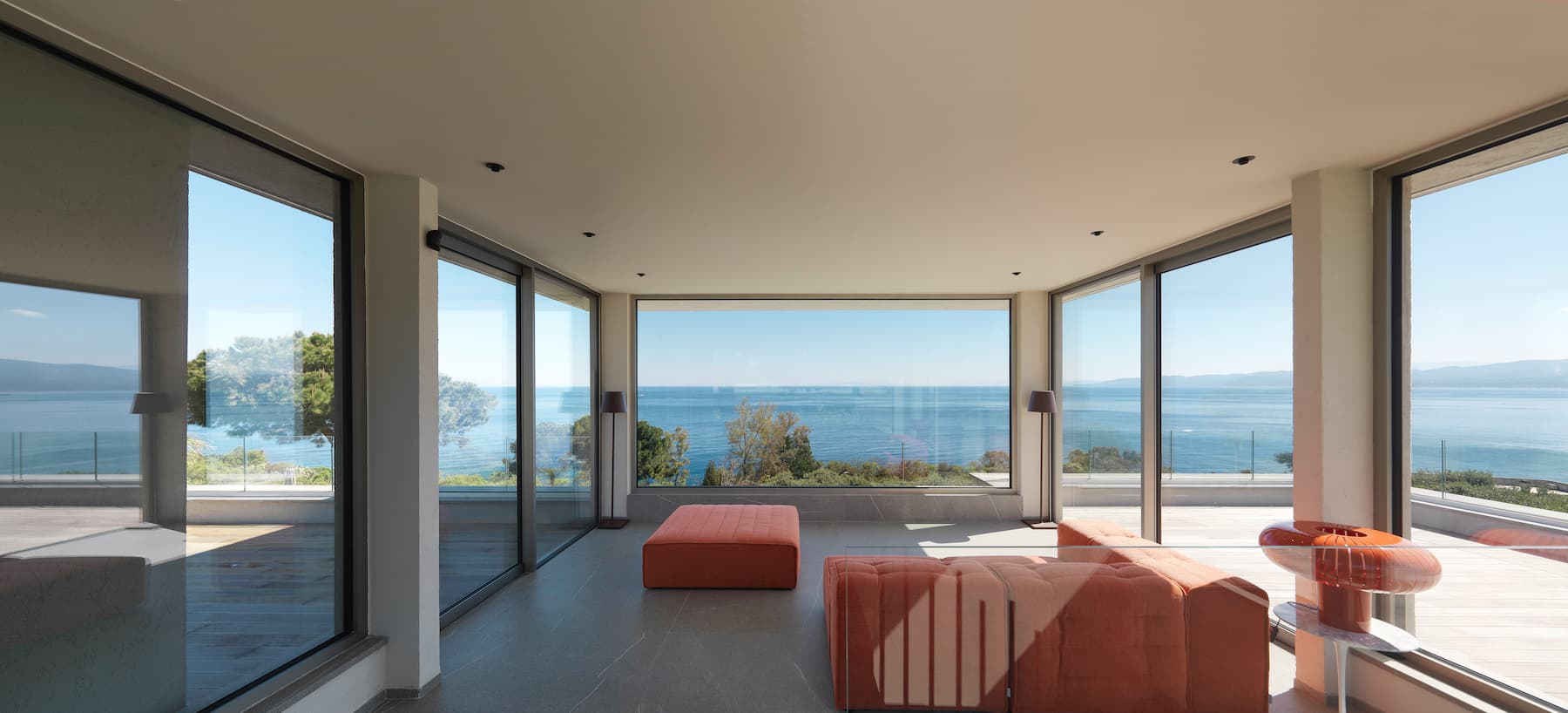 Villa G: osservare il paesaggio immergendosi in esso 28 Villa G - continuità fra interno ed esterno